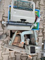 Flohmarkt Kaffeemühle Peugeot Pommes Presse Schreibmaschine uvm. Baden-Württemberg - Alfdorf Vorschau