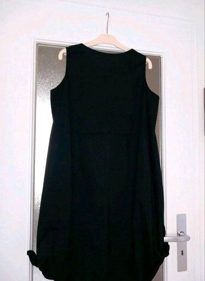 Neu Made in Italy, Sommerkleid 42 schwarz in Augsburg