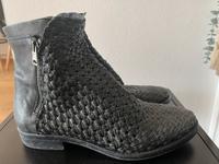 Fru.it Stiefel Stiefelette geflochten Leder schwarz 39 Frankfurt am Main - Seckbach Vorschau