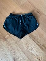 Laufhose Gr. M Nike Sachsen - Grimma Vorschau