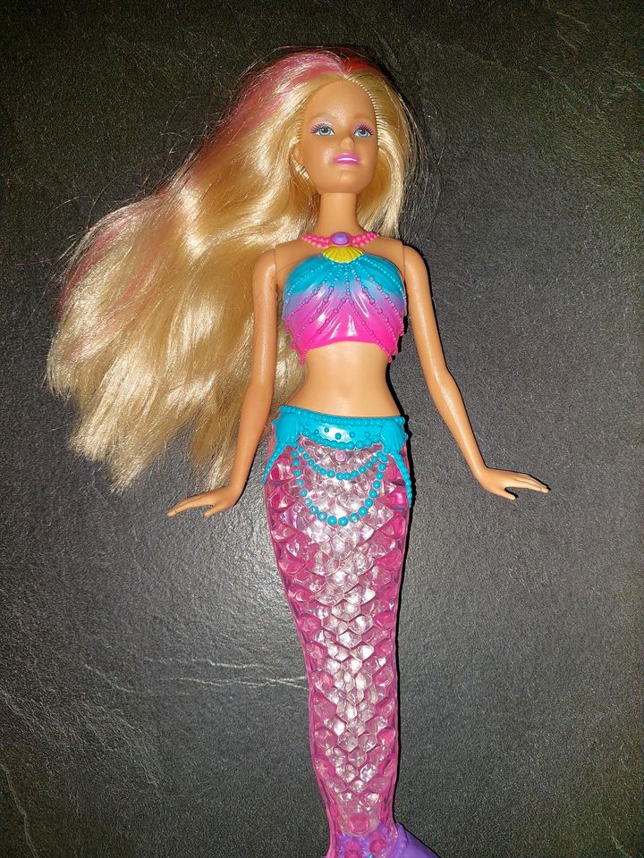 Barbie Meerjungfrau  mit Lichtfunktion wie neu ! in Wilnsdorf