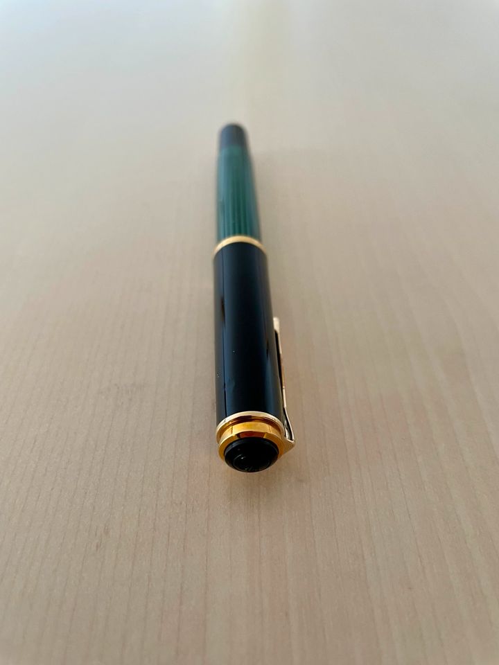 Pelikan-Füller M400 (585/14K-Goldfeder; Komplettset) in München