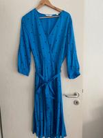 Blaues Kleid mit schwarzen Punkten, Tchibo, Gr. 42 Baden-Württemberg - Dossenheim Vorschau