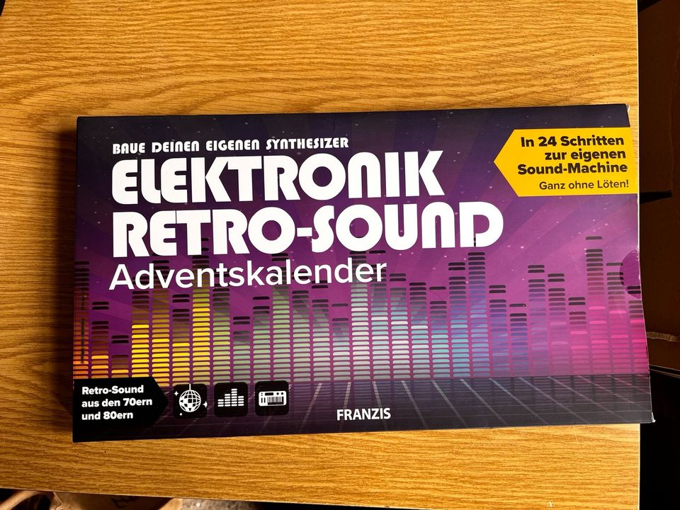 Elektronik-Retro-Sound Adventskalender neu! in Zorneding