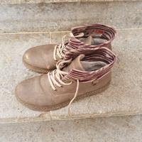 Knöchelhohe Schuhe von Rieker, Größe 7 zum Binden in grau Bayern - Wiesentheid Vorschau