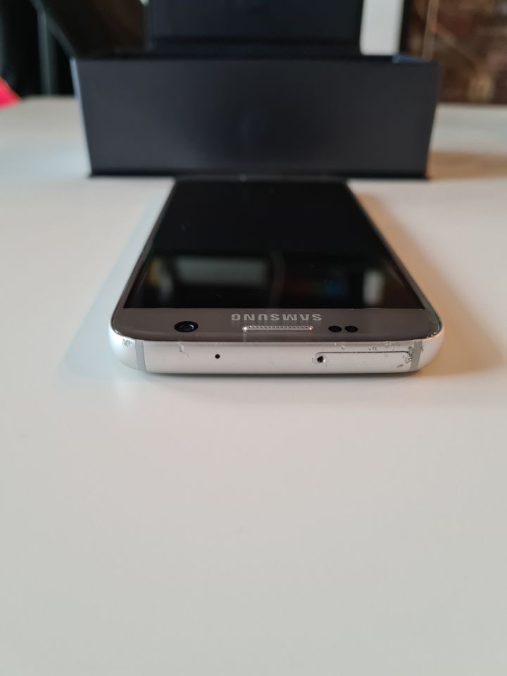 Samsung Galaxy S7 (5,1 Zoll (12,9 cm), 32GB in Schwarzenberg (Erzgebirge)