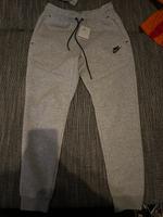 Nike Jogginghose Schleswig-Holstein - Hemdingen Vorschau