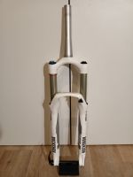 RockShox Revelation RCT3 26" 130mm 15x100 Soloair Niedersachsen - Ahnsen Vorschau