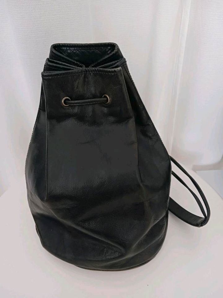 Tasche, Seesack schwarz, Leder von Gika Böge in Berlin - Tempelhof | eBay  Kleinanzeigen ist jetzt Kleinanzeigen