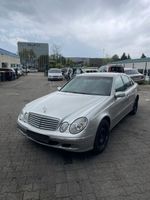 TEILE - SCHLACHTFEST - MERCEDES-BENZ E-KLASSE (W211) E 220 CDI Nordrhein-Westfalen - Dinslaken Vorschau