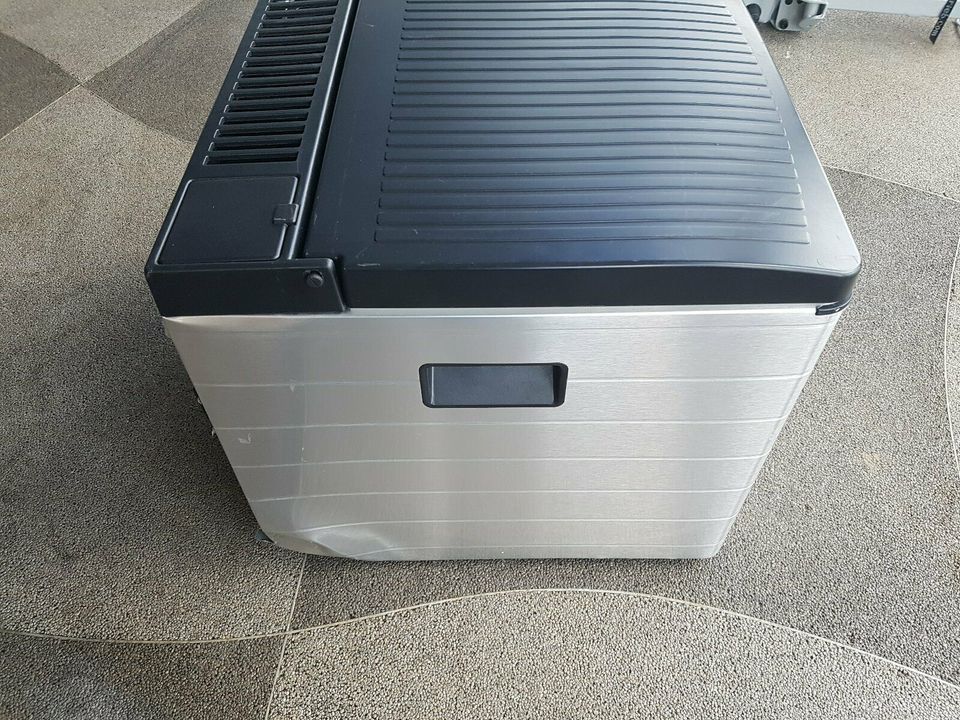 Absorber Kühlbox DOMETIC RC 2200 EGP 12V 230V Gas 40 Liter Auto !