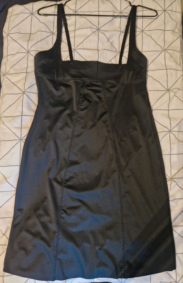 Formendes Scuba Kleid - Schwarz shapewear in Gelsenkirchen