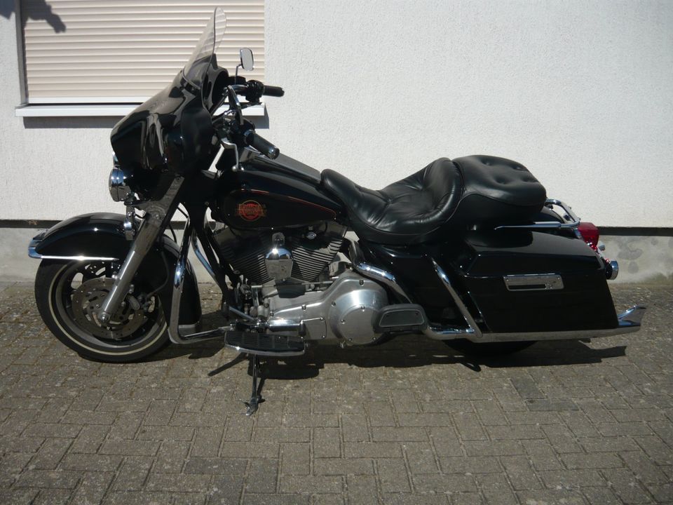 Harley Davidson Electra-Glide-Standard FL1 in Fürstenwalde (Spree)