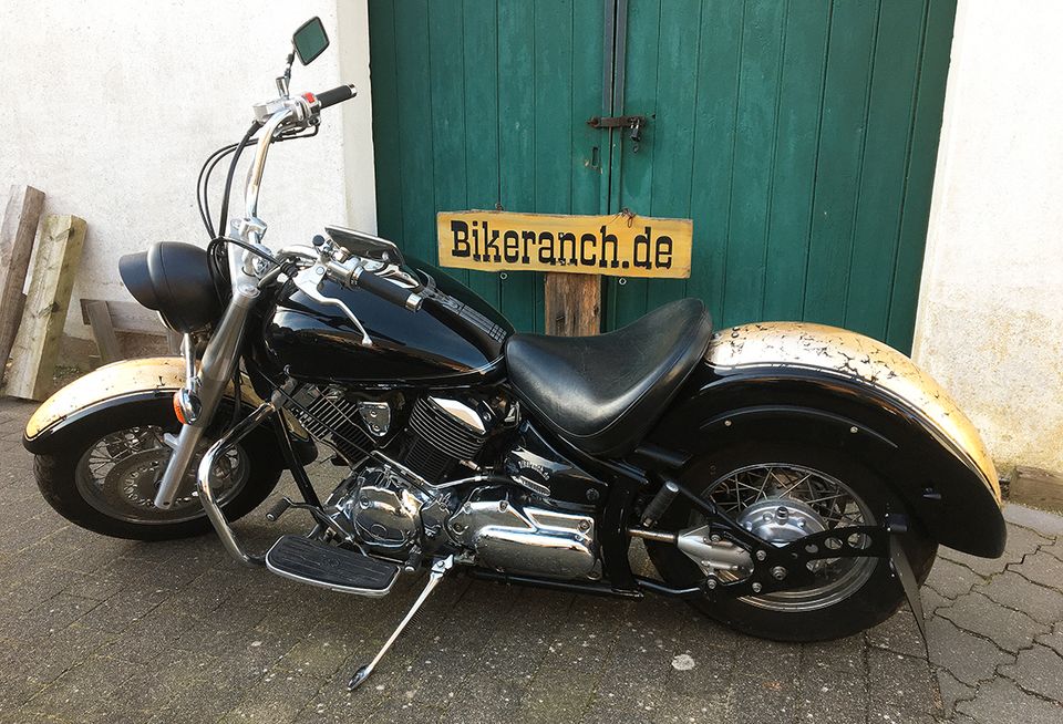 Yamaha XVS 1100 Classic* Black Beauty* Chicano* Service + Tüv neu in Süsel