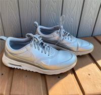 Nike Sneaker -Thea 41 Nordfriesland - Husum Vorschau
