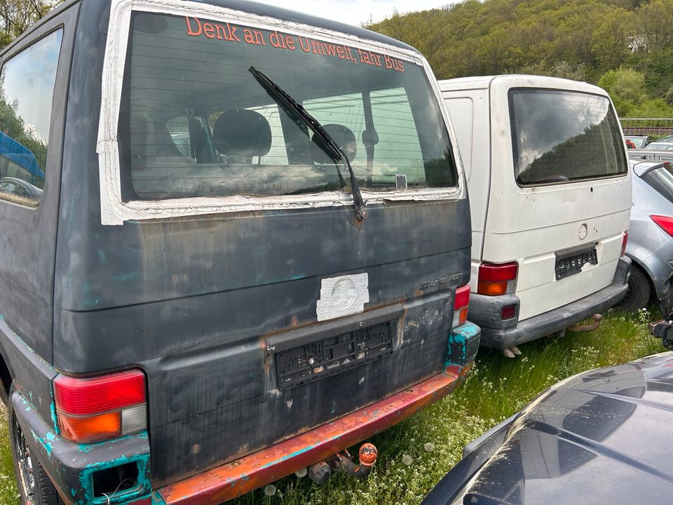 Vw T4 Multivan 2.0 Benzin AAC 62KW 84PS Schlachtfahrzeug Teile in Idar-Oberstein