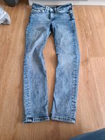 2 Skinny Fit Jeans und Jogginghose von H&M Bayern - Augsburg Vorschau