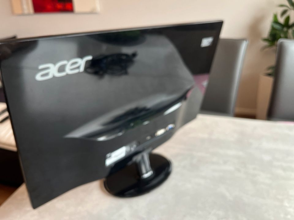 Acer LCD Monitor S 24 in Maintal