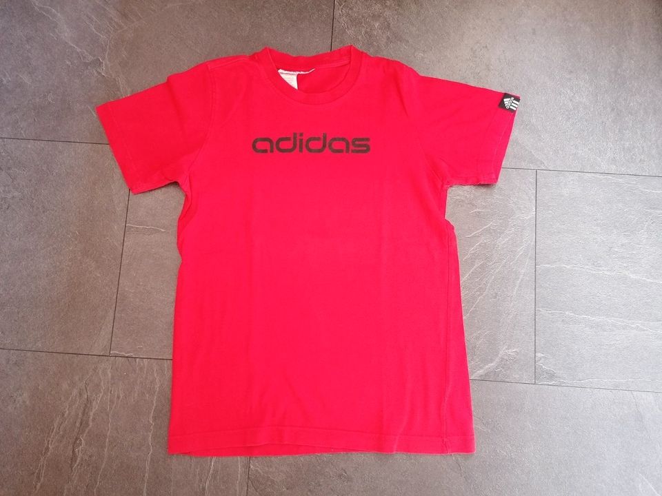 Cooles T-Shirt Kurzarmshirt Shirt der Marke adidas in Gr. 38 in Ruhpolding