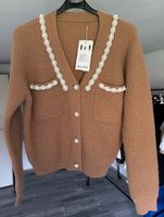 Strick Waffelmuster Cardigan weiß Blumen Perle Knöpfe S/M 36/38 Baden-Württemberg - Buchen (Odenwald) Vorschau