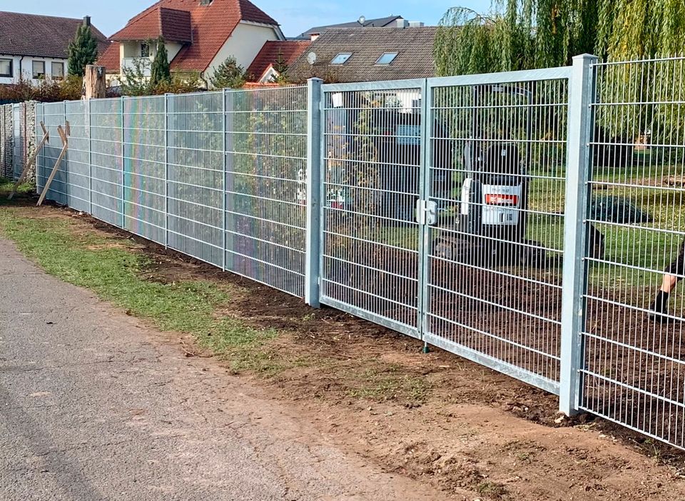 Gartenarbeit Baumfällung Rodungsarbeiten Wurzelentfernung Verleih in Höchstadt