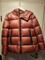 Moncler Jacke wie neu!!! Größe 4 Stuttgart - Möhringen Vorschau