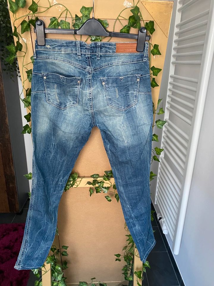 Mango Uptown Push-Up Jeans used look ripped in München - Au-Haidhausen |  eBay Kleinanzeigen ist jetzt Kleinanzeigen