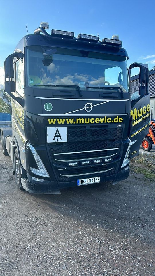 Volvo FH560 Abrollkipper 12,6 Tonnen  - Mieten mit Fahrer in Hamburg