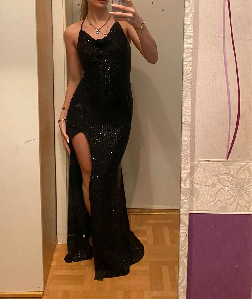 Schwarzes Abendkleid in Frankfurt am Main