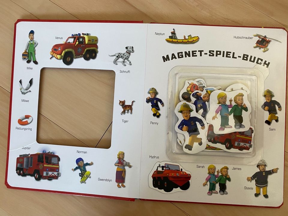 Feuerwehrmann Sam Magnet-Spiel-Buch in Bad Wildungen