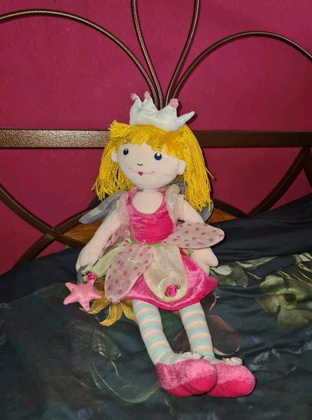 XL Die Spiegelburg Prinzessin Lillifee Puppe Stoffpuppe 55cm in  Baden-Württemberg - Meersburg | Kuscheltiere günstig kaufen, gebraucht oder  neu | eBay Kleinanzeigen ist jetzt Kleinanzeigen