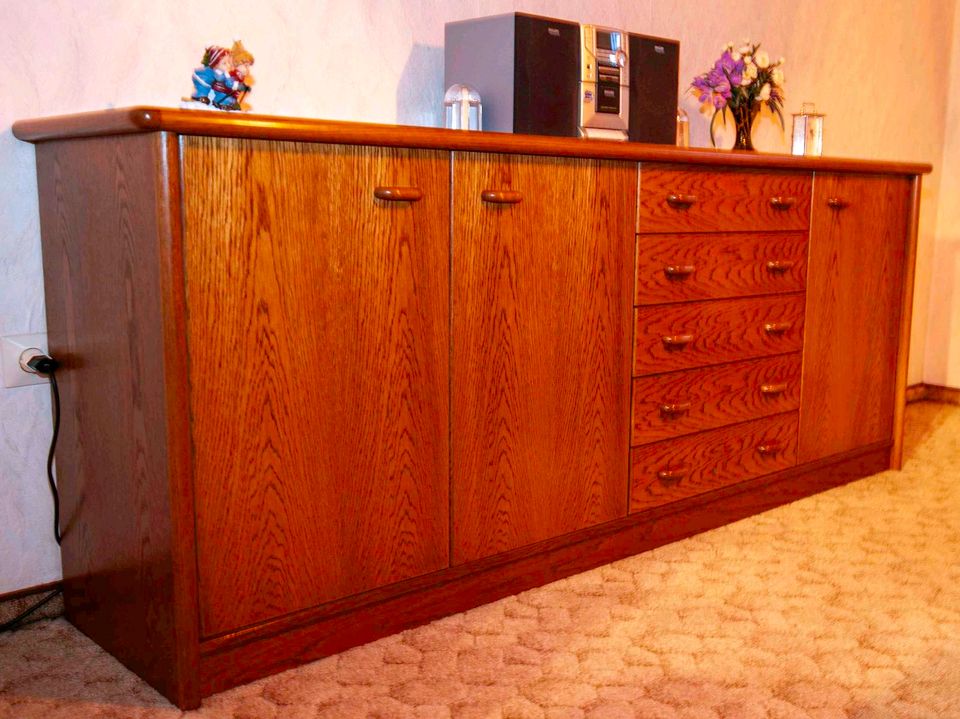 Sideboard, Kommode Schrank - sehr gepflegt, teilmassiv in Kreimbach-Kaulbach