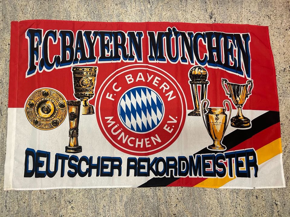 FC Bayern Fahne in Tuttlingen