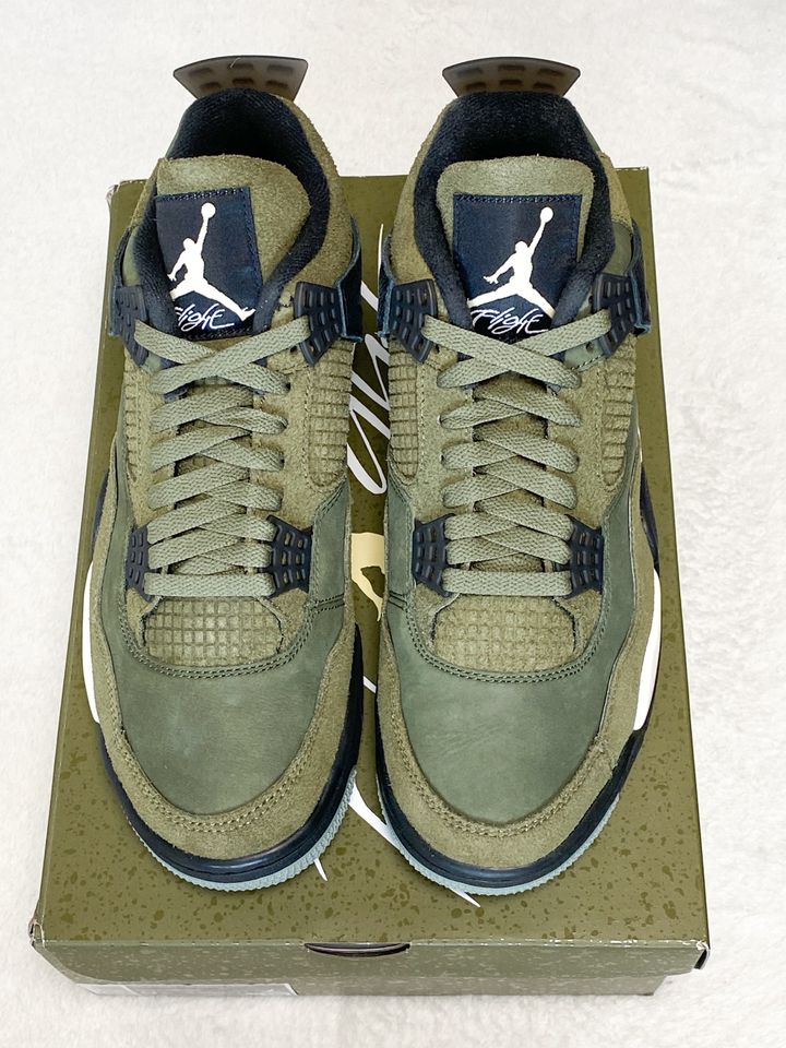 Nike Air Jordan 4 Olive Gr 42,5 US 9 Grün Dunk Sneaker Schuh NEU in Kempten