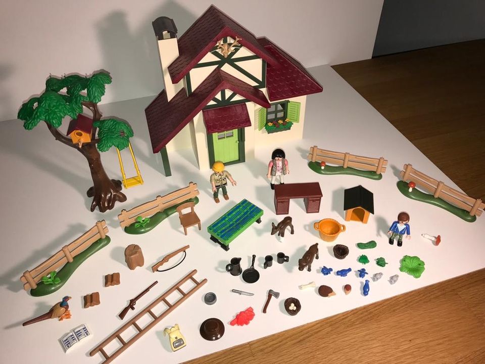 Playmobil Forsthaus 6811 in Borsdorf