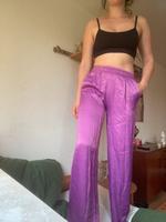 Lässige lila satin Hose S Nordrhein-Westfalen - Horn-Bad Meinberg Vorschau