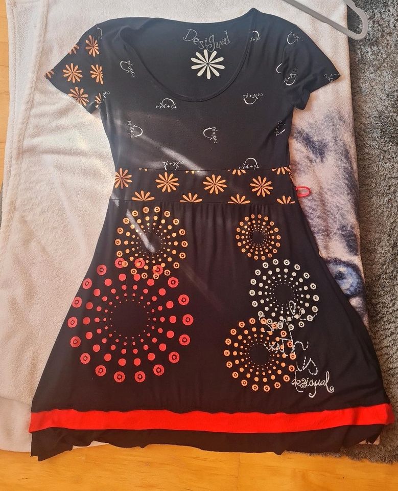 Desigual Kleid  Gr. L in Minden