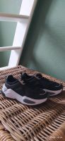 *Neu* H&M Sneaker Turnschuhe Laufschuhe Sportschuhe Gr.35 Nordrhein-Westfalen - Solingen Vorschau