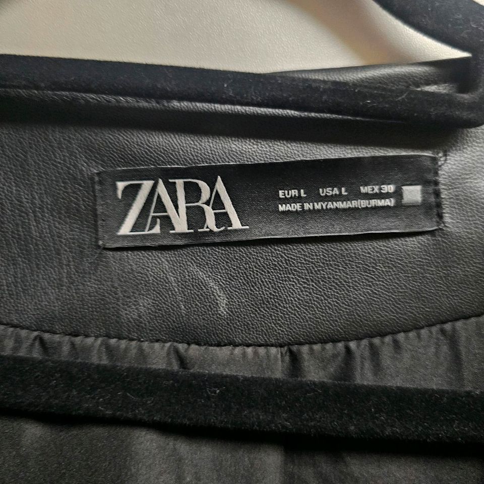 Zara Lederjacke, neu in Süsel