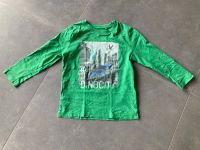 Langarmshirt grün Dinos v. Ernstings Family Topolino  Gr. 110 Duisburg - Homberg/Ruhrort/Baerl Vorschau