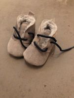 Babyschuhe grau Bayern - Großheirath Vorschau