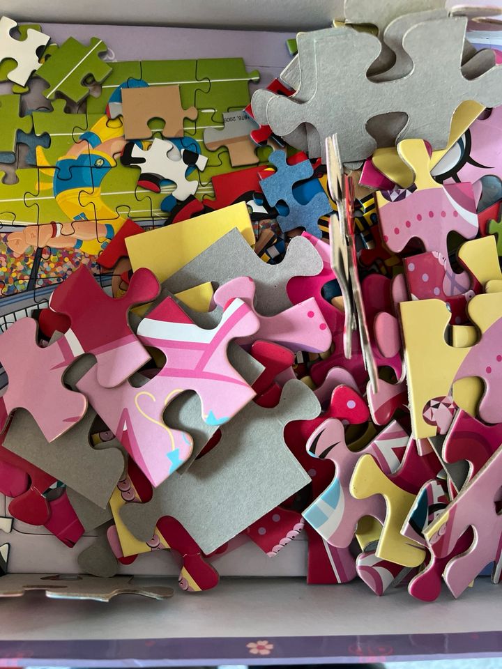 Puzzle-Kiste (5 verschiedene) in Dresden