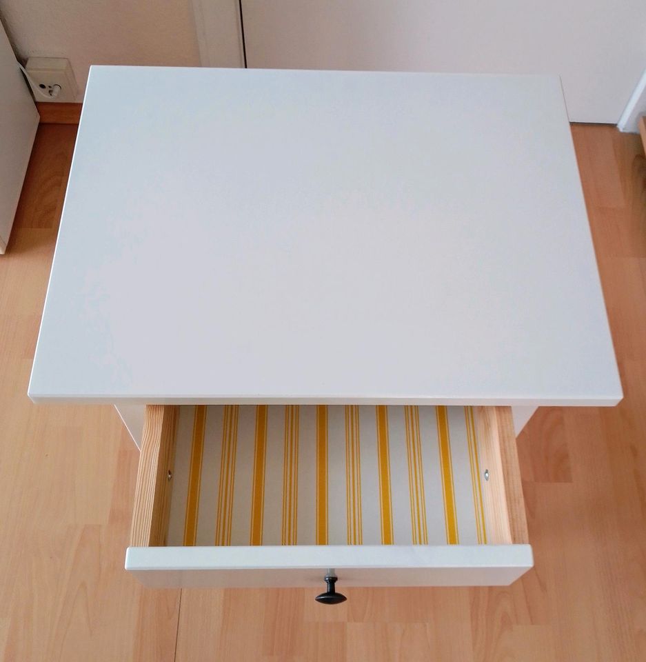 Nachttisch/Kommode/Beistelltisch mit Schublade/Ablage 35×46×70 cm in Hamburg