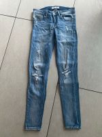 Damen Jeans Skinny Röhre Destroyed Gr. 36 Tally Weijl Baden-Württemberg - Kandern Vorschau