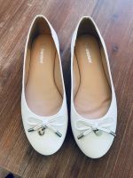 Damen Ballerinas Gr. 39 weiß/ Creme Hochzeit Jugendweihe chick Brandenburg - Eggersdorf Vorschau