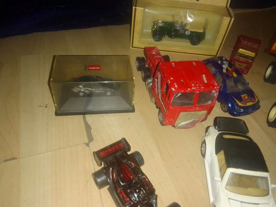 Modellautos, Ferrari etc in Herne
