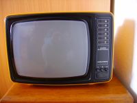 Kleiner Fernseher von Grundig, 70er Jahre - Text lesen Baden-Württemberg - Tuttlingen Vorschau