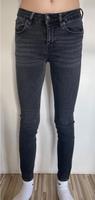 Zara skinny Jeans schwarz blau Gr. 34 Hessen - Otzberg Vorschau