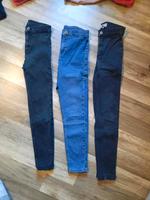 Bekleidungspaket Topshop Jeans Gr. 32 Niedersachsen - Loxstedt Vorschau