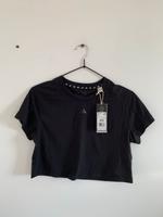 Adidas Croptop T-shirt / Neu mit Etikett! Niedersachsen - Hermannsburg Vorschau